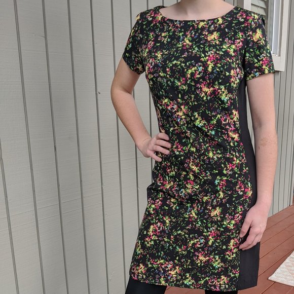 Xhilaration Floral Shift Dress, Sz. S - Picture 1 of 4